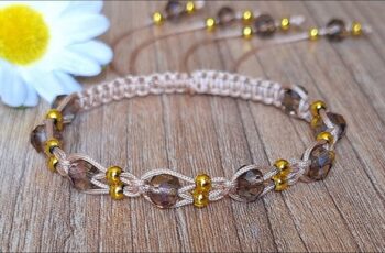 Shimmer & Elegance | Macrame Bracelet with Sparkling Crystal Beads